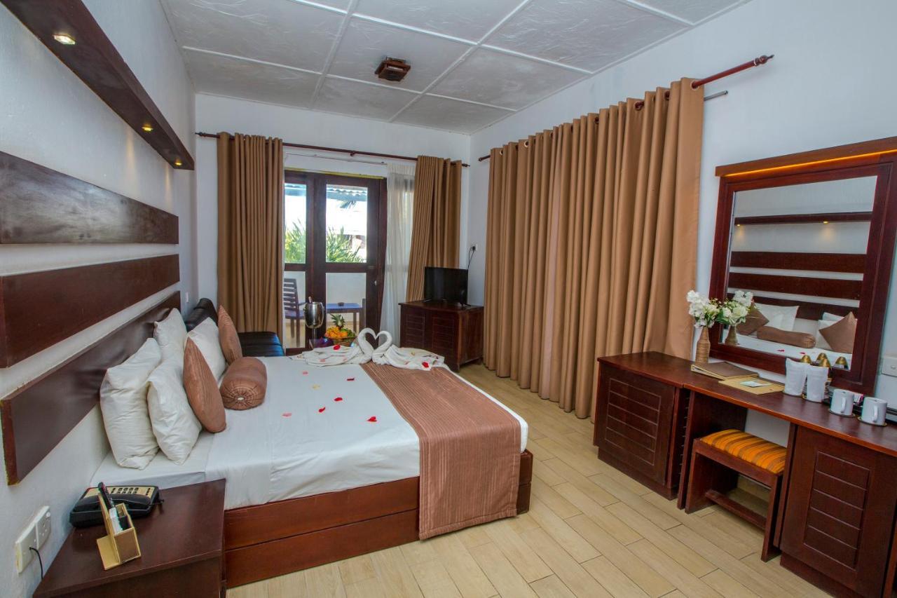 Avenra Beach Hikkaduwa Εξωτερικό φωτογραφία